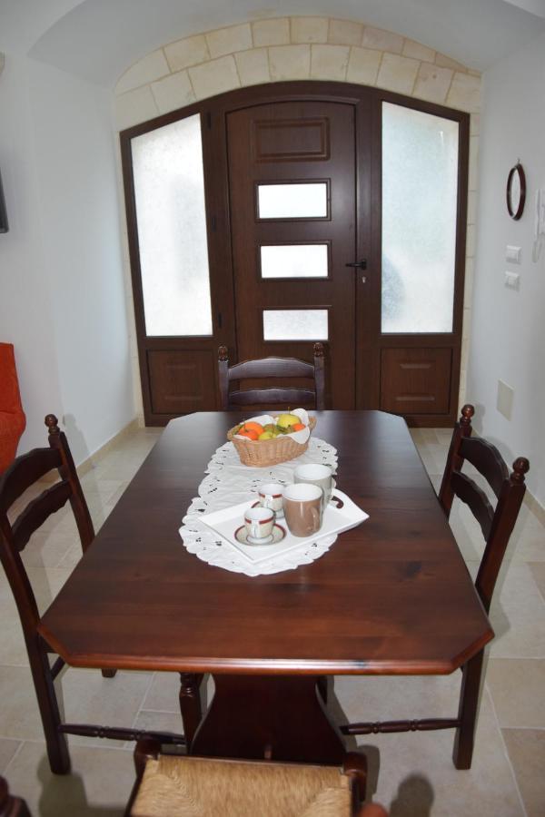 Ferienwohnung Dimora Domrose Locorotondo Exterior foto